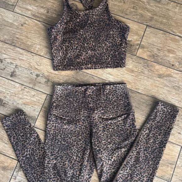 KiraGrace Pants - Cheetah Animal Print Kira Grace Leggings Sports Bra Workout Set Small S
